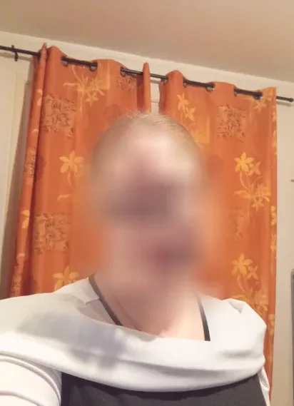 Andrea, 37
