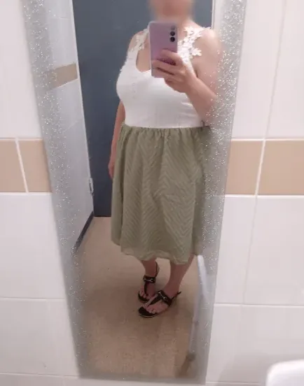 Bente, 38