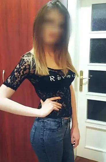 Lene, 32