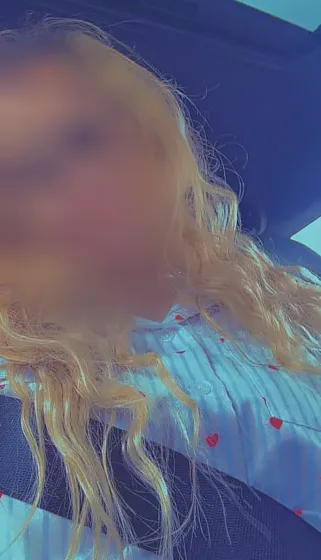 Nadia, 28
