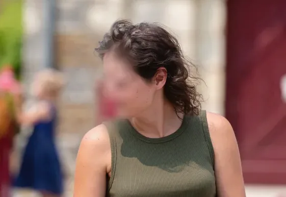Winnie, 28